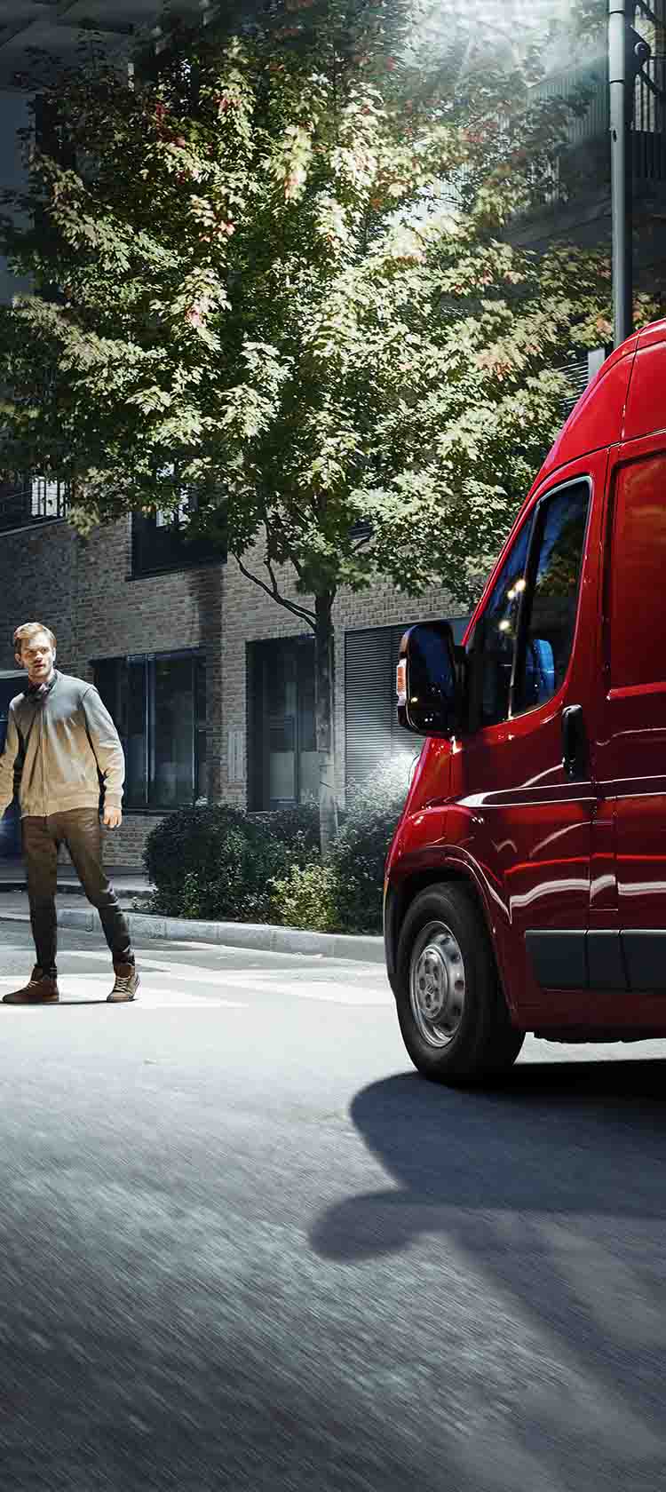 A Citroën haszongépjárműveken kínált kapcsolódási technológiák, biztonságtechnikai és vezetéstámogató rendszerek